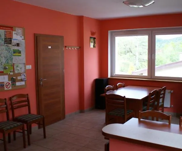 Проживание в семье Moja Gawra